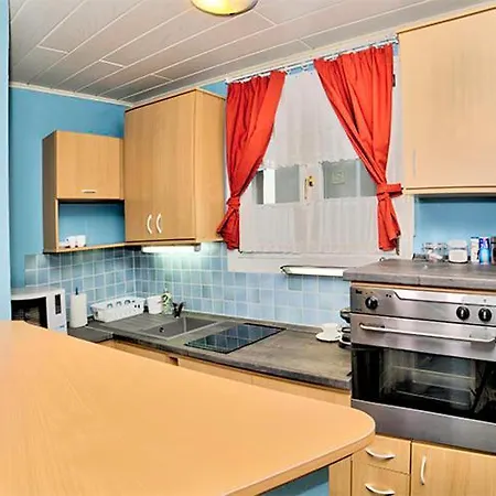 アパート Malnas Macska